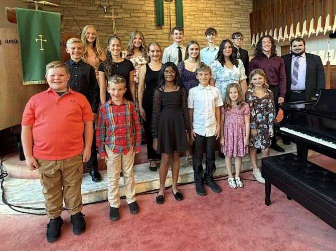 Picture This: Students give recital